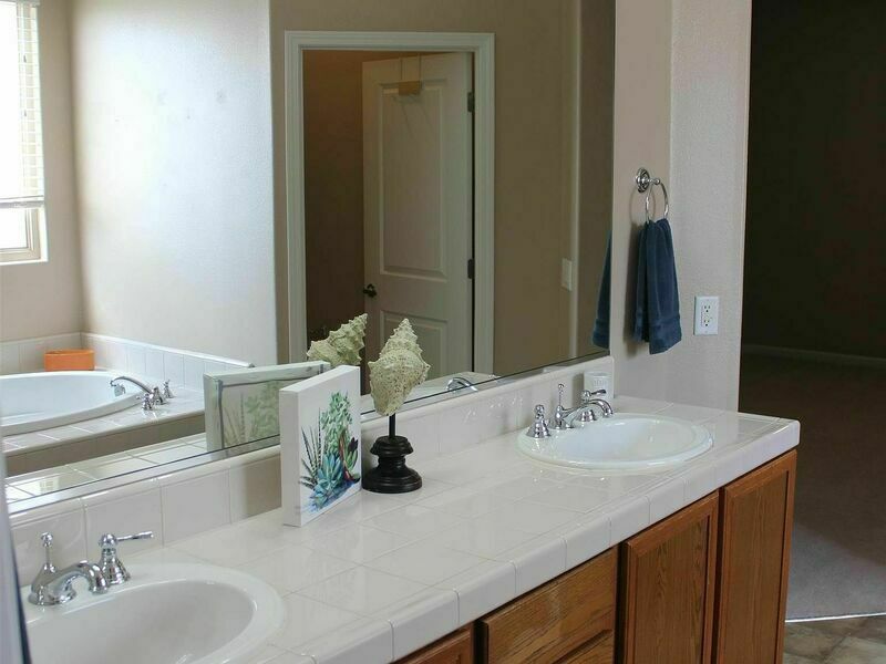 #XXXXhtmlcaption1537874