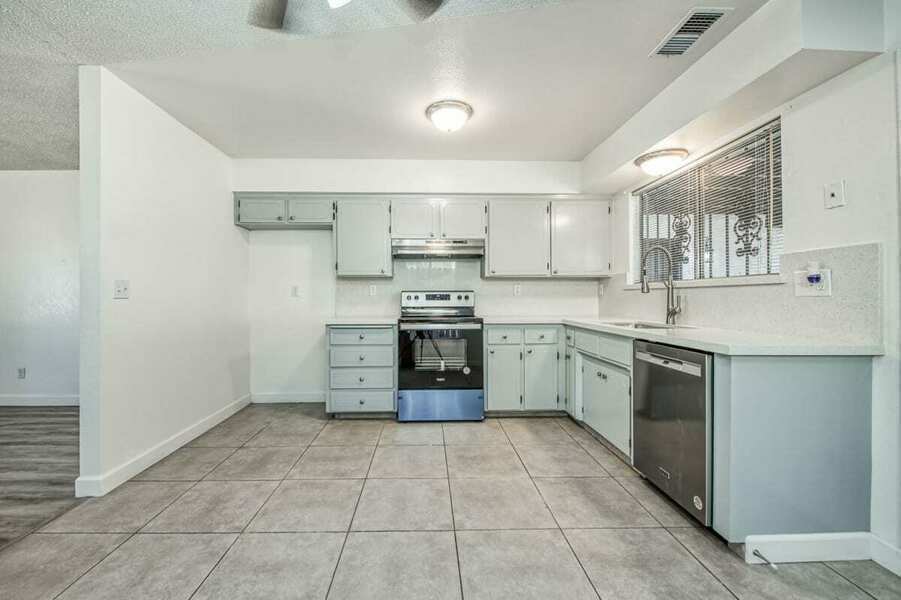 #XXXXhtmlcaption1612055