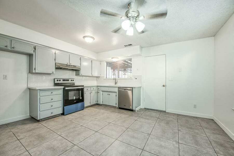 #XXXXhtmlcaption1612051