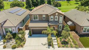 photo 1 of 11672 N Via Venitzia Avenue, Fresno, CA 93730