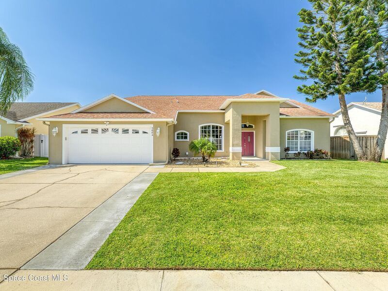 photo 1 of 3664 Long Leaf Dr, Melbourne, FL 32940