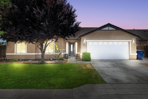 photo 1 of 6254 E Bellaire Way, Fresno, CA 93727