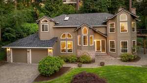 photo 1 of  19775 Wildwood Dr, West Linn Oregon 97068