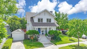 photo 1 of 1333 33rd St, Sacramento, CA 95816