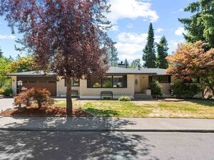 photo 1 of 3221 W Excell Ave, Spokane, WA 99208