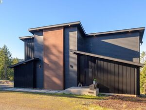 photo 1 of 85168 Strayer Pl, Eugene, OR 97405