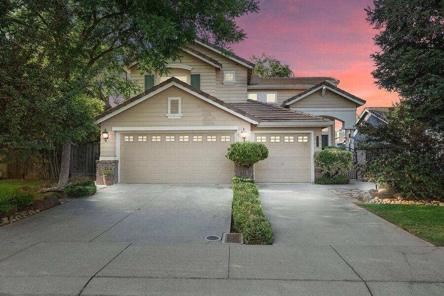 photo 1 of 2651 Douglas Fir Dr, Lodi, CA 95242