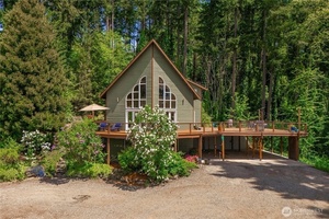 photo 1 of 10507 48th St E, Edgewood, WA 98372
