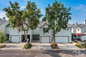 photo 1 of 8453 W Cascade Ln, Boise, ID 83704