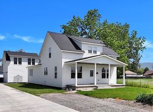 photo 1 of 524 N Long Rd, Spokane Valley, WA 99016