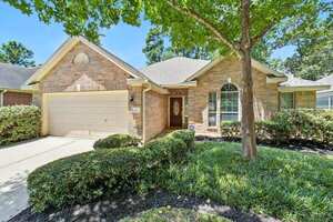 photo 1 of 7 N Queenscliff, The Woodlands, TX 77382