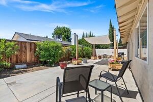 photo 1 of 1014 Croyden Way, Manteca, CA 95336