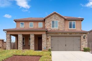 photo 1 of 463 Mesa Dr S, Madera, CA 93636