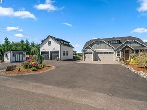 photo 1 of 16523 NE 170th Ave, Brush Prairie, WA 98606