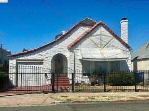 photo 1 of 3809 Solano Ave, Richmond, CA 94805
