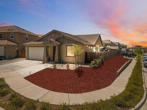 photo 1 of 410 Thistle Ct, Hollister, CA 95023