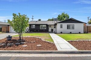 photo 1 of 5772 E Bernadine Dr, Fresno, CA 93727