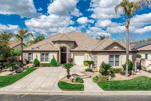 photo 1 of 1540 E Golden Valley Way, Fresno, CA 93730