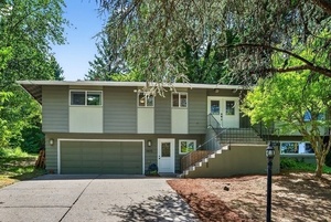 photo 1 of 9415 SW 62nd Dr, Portland, OR 97219