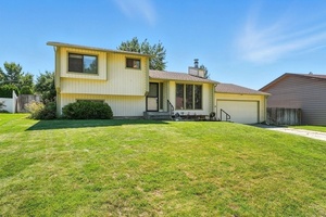 photo 1 of 5121 W Woodside Ave, Spokane, WA 99208