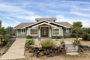 photo 1 of 33140 NW Hornecker Rd, Hillsboro, Oregon 97124