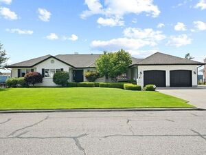 photo 1 of 10107 N Comanche Dr, Spokane, WA 99208