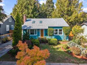 photo 1 of 3935 NE 69th Ave, Portland, OR 97213