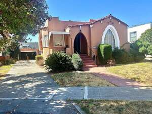 photo 1 of 1046 Santa Fe Ave, Albany, CA 94706