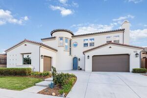 photo 1 of 850 Overstone Ave, Madera, CA 93636