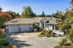 photo 1 of 14933 73rd Ave NE, Kenmore, WA 98028