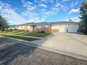 photo 1 of 6498 N Flora Ave, Fresno, CA  93710