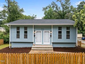photo 1 of 702 N Greensboro St, Carrboro, NC 27510