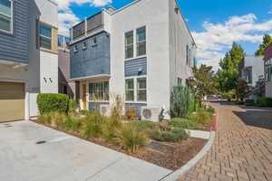 photo 1 of 322 1st Ave, Sacramento, CA 95818