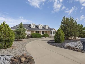 photo 1 of 1094 Rawhide Dr, Fernley, NV 89408