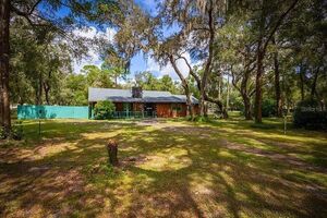 photo 1 of 19315 Dorr Rd, Altoona, FL 32702