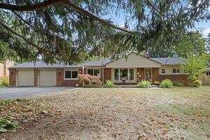 photo 1 of 15600 Auburndale St, Livonia, MI 48154