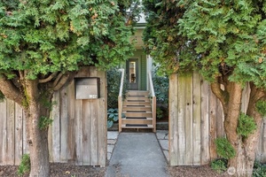 photo 1 of 1245 S Trenton St, Seattle, WA 98108