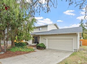 photo 1 of 1636 Jefferson Court SE, Renton, WA 98058