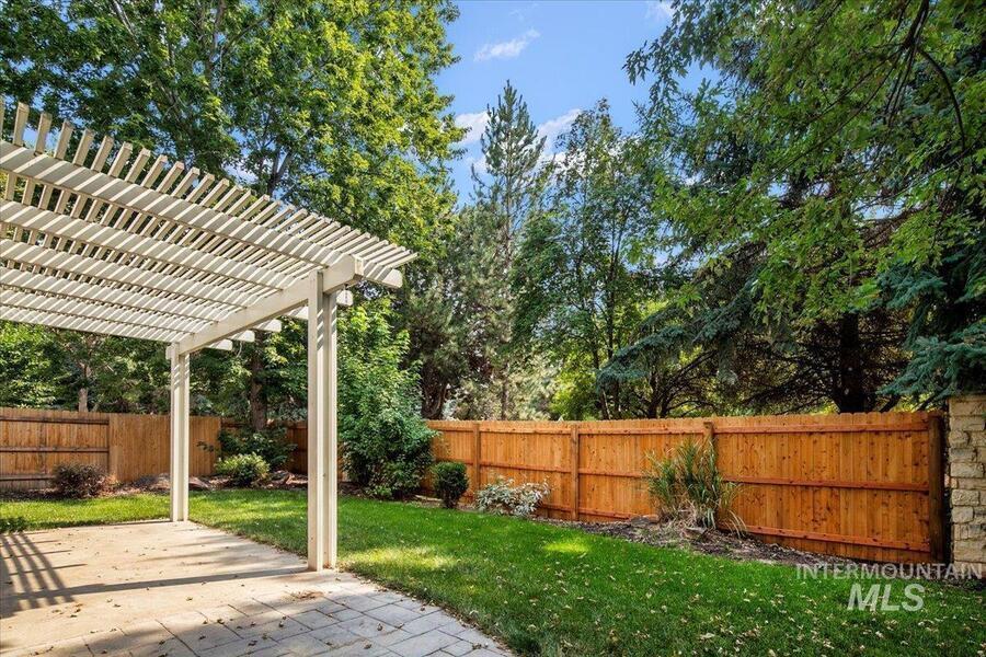 #XXXXhtmlcaption1803518