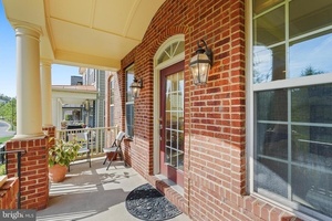 photo 1 of 23105 Roberts Tavern Dr, Clarksburg, MD 20871