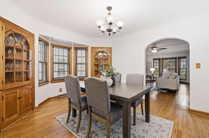 photo 1 of 569 Walhalla Rd, Columbus, OH 43202