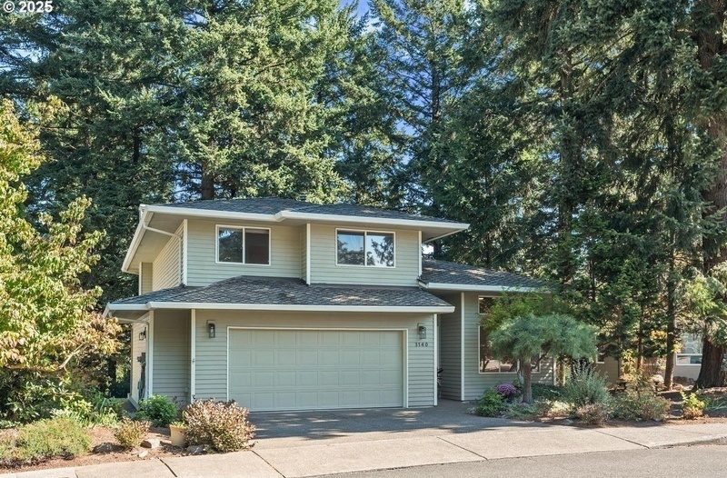 photo 1 of 3140 NE Rocky Butte Ln, Portland, OR 97220