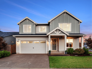 photo 1 of 2918 N Juniper Dr, Newberg, OR 97132