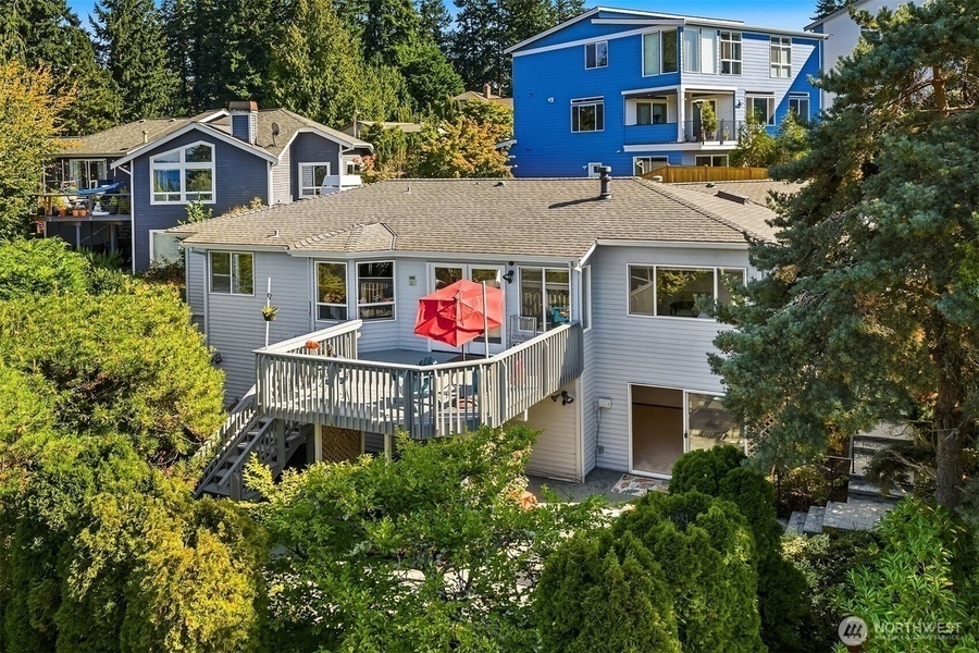 photo 1 of 14933 73rd Ave NE, Kenmore, WA 98028