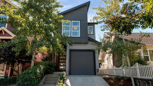 photo 1 of 2810 N Watts St, Portland, OR 97217