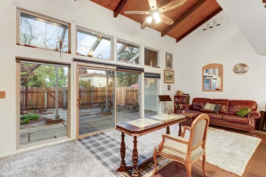 #XXXXhtmlcaption1813578