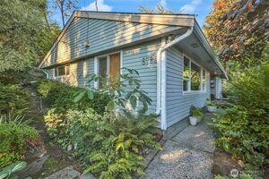 photo 1 of 8725 10th Avenue S, Seattle, WA 98108