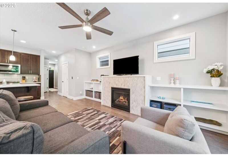 #XXXXhtmlcaption1815889