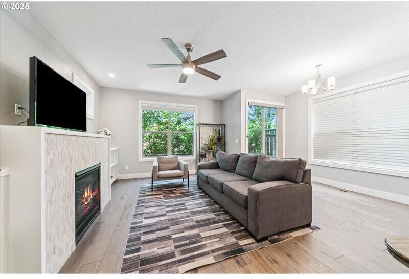 #XXXXhtmlcaption1815887