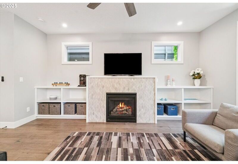 #XXXXhtmlcaption1815892